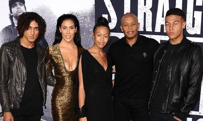 Shameka Crayon: Unveiling Dr. Dre’s Sister’s Life