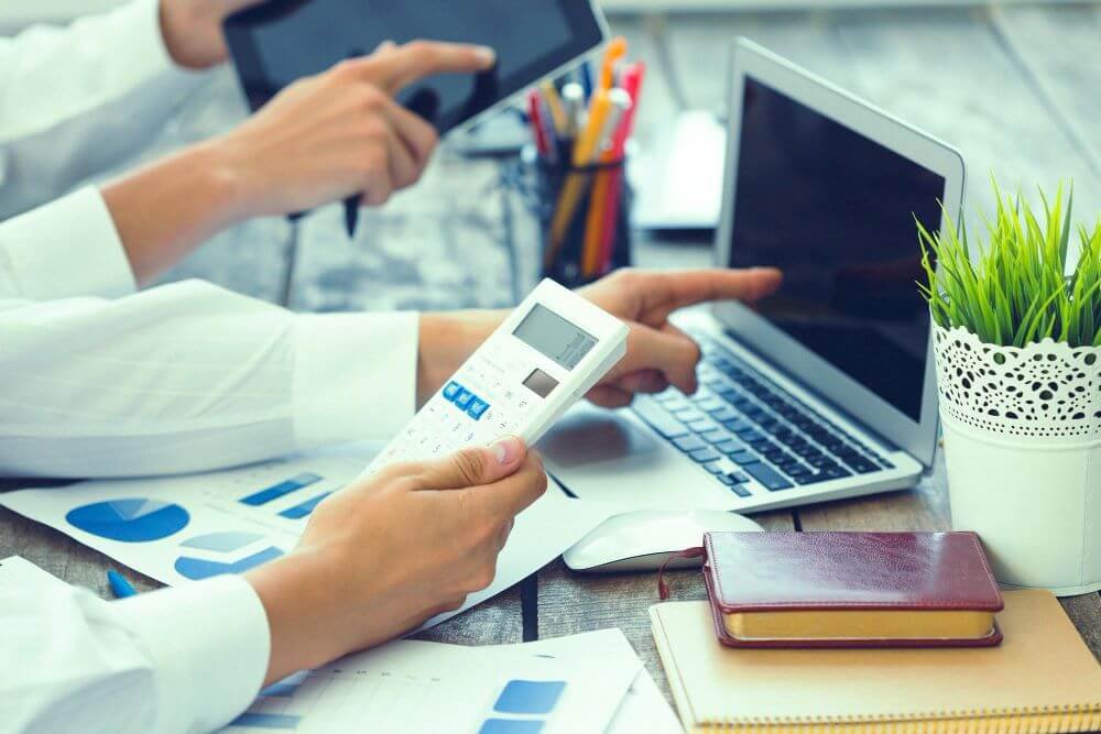 How Better IT Procurement and Licensing Can Reduce Business Costs How Better IT Procurement and Licensing Can Reduce Business Costs