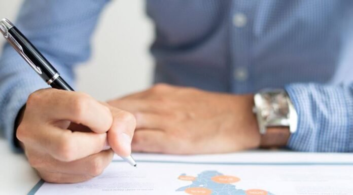 How Does EOR Pricing Vary by Country or Region? How Does EOR Pricing Vary by Country or Region?